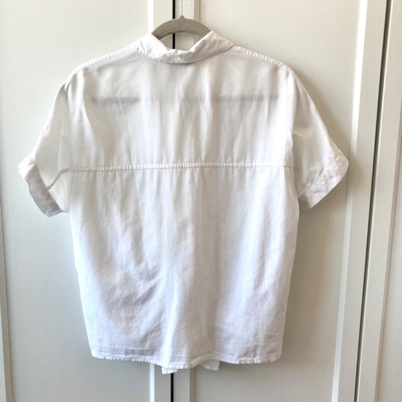 Madewell short sleeve tie front button down shirt in white - Picture 10 of 14